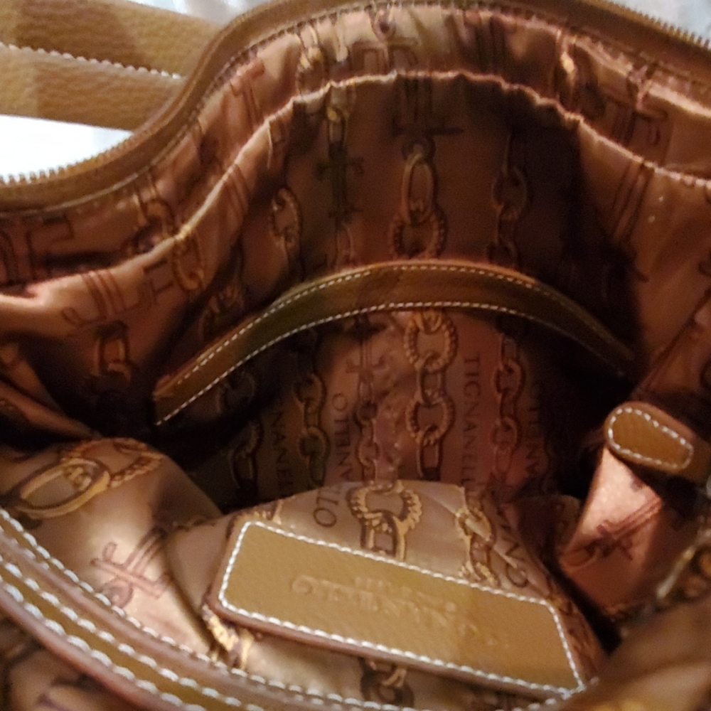 Handbag - Picture 4 of 4